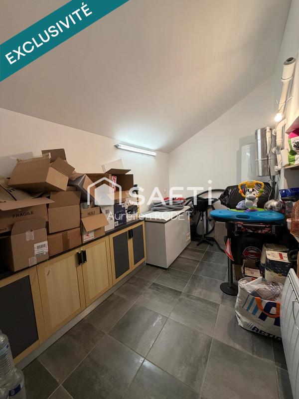 Maison - 180 m² - 5 pièces