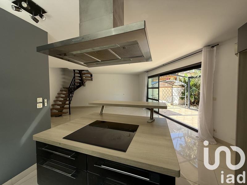 Maison - 122 m² - 5 pièces