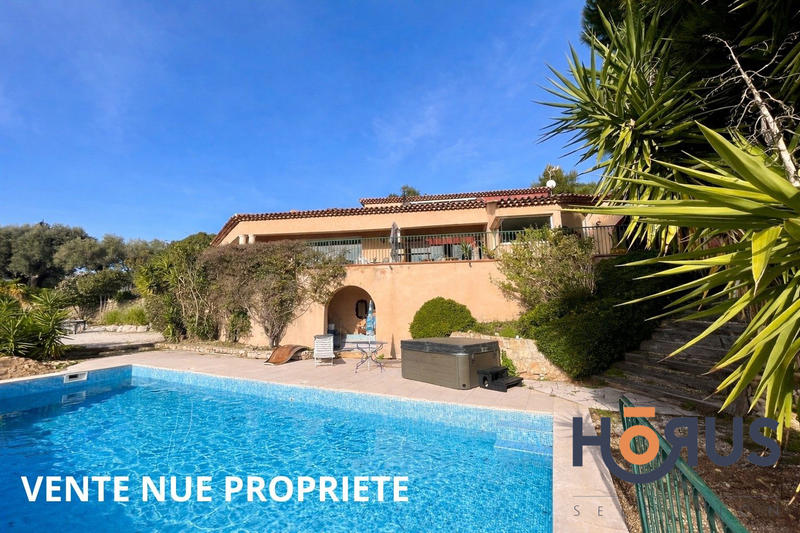 Viager - Villa - 268 m² - 8 pièces