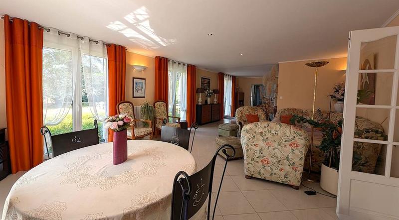 Maison - 173 m² - 7 pièces