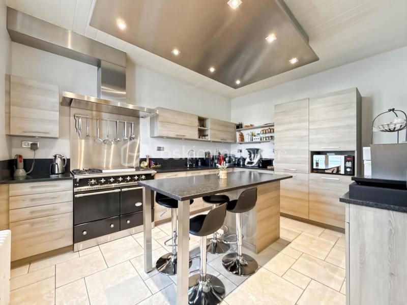 Maison - 110 m² - 5 pièces