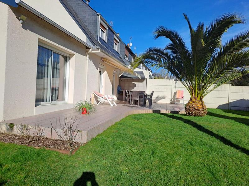 Maison - 110 m² - 6 pièces