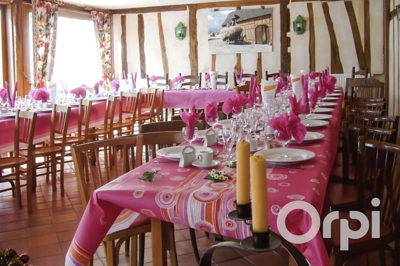 Maison - 278 m² - 10 pièces