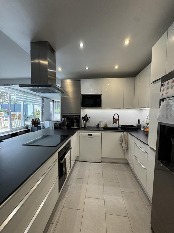 Appartement - 95 m² - 5 pièces