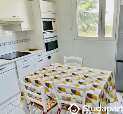 Chambre - 12 m² - 1 pièce