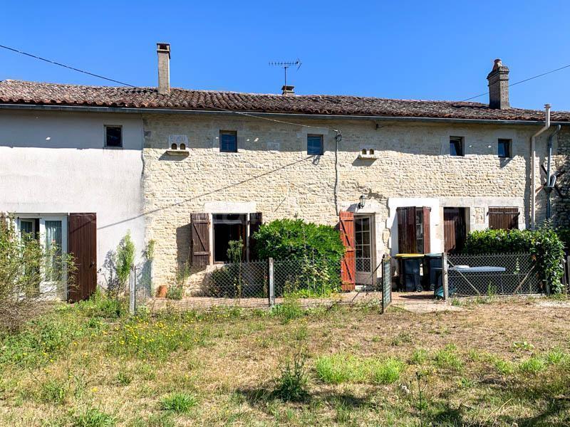 Maison en pierre - 95 m² - 6 pièces