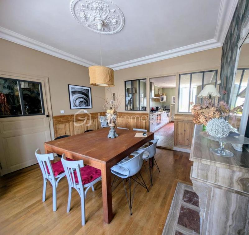 Maison de maîtres - 205 m² - 7 pièces