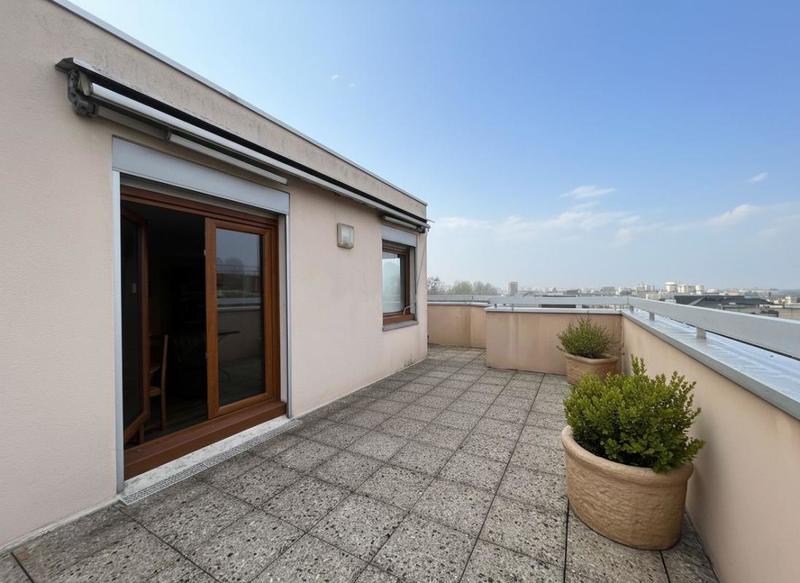 Appartement - 103 m² - 3 pièces