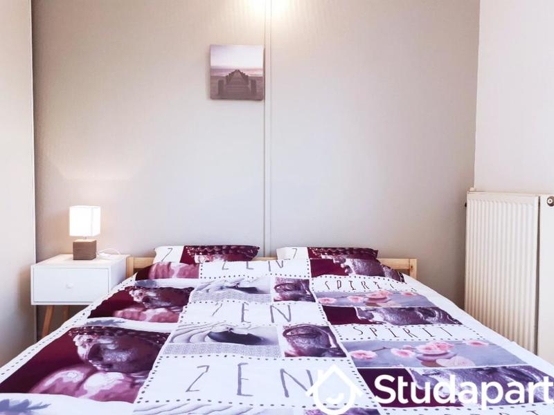 Chambre - 13 m² - 1 pièce