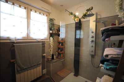 Maison - 107 m² - 6 pièces