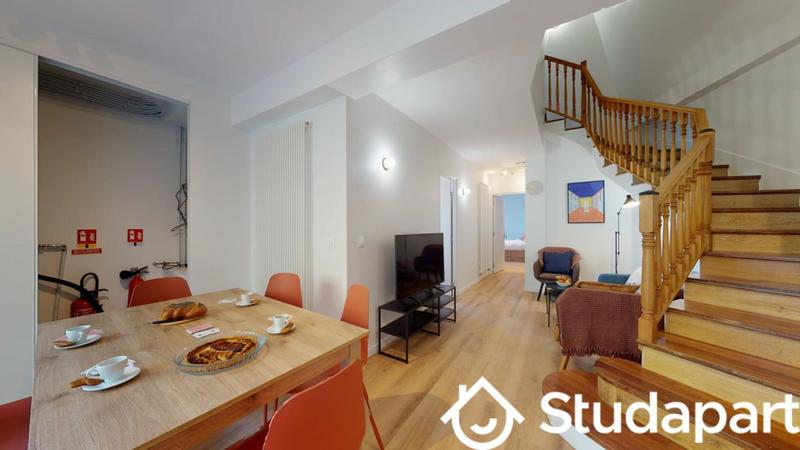 Chambre - 10 m² - 1 pièce