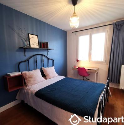 Chambre - 10 m² - 1 pièce