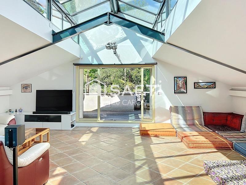 Maison - 192 m² - 6 pièces