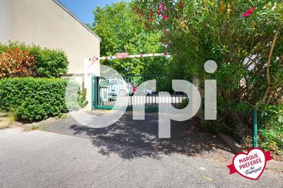 Appartement - 81 m² - 3 pièces