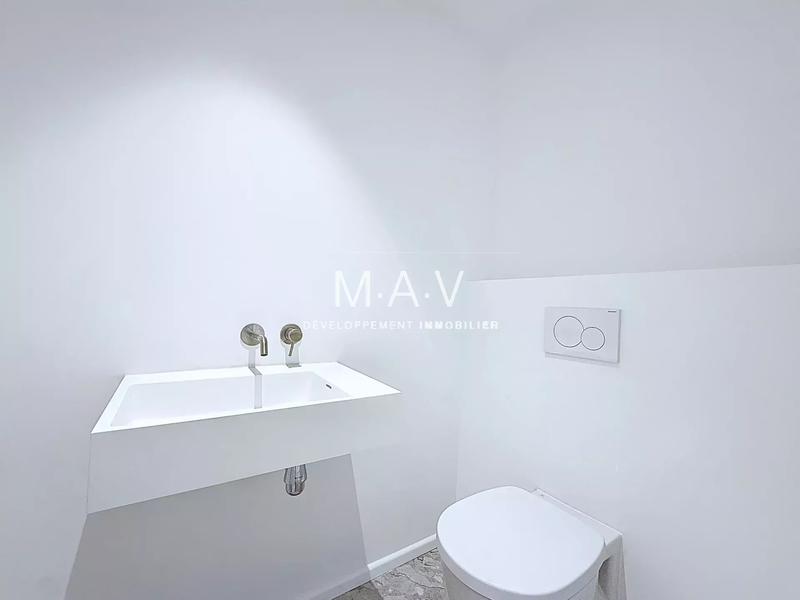 Appartement - 95 m² - 4 pièces