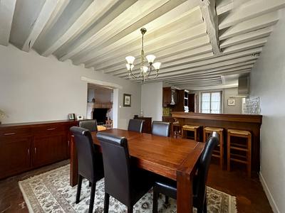 Maison ancienne - 222 m² - 8 pièces