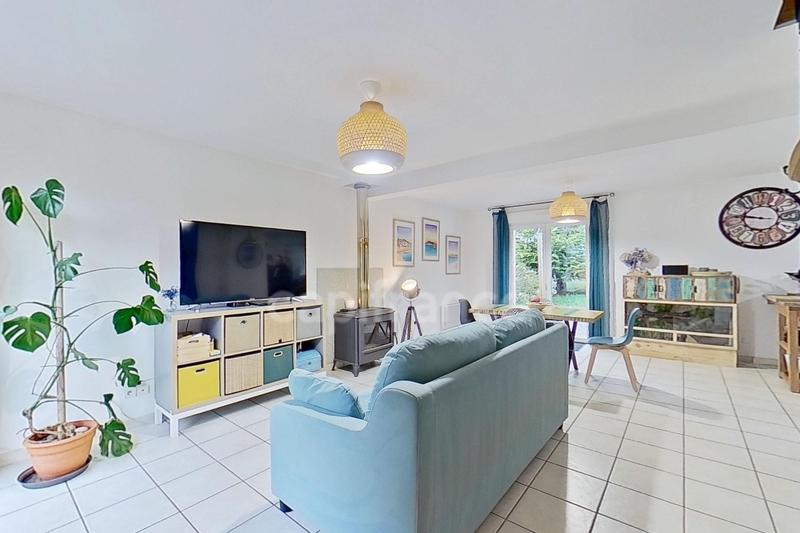 Maison - 90 m² - 4 pièces