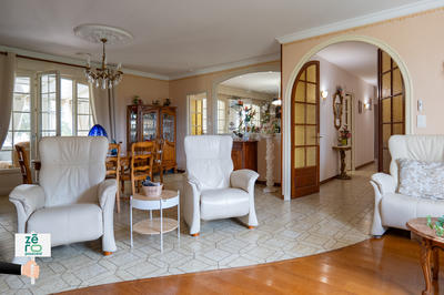 Maison - 174 m² - 5 pièces