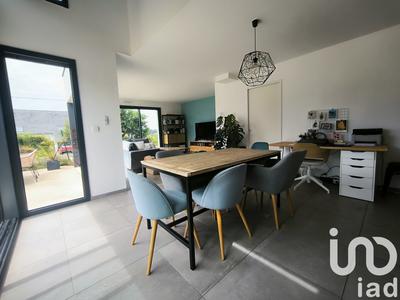 Maison - 122 m² - 5 pièces