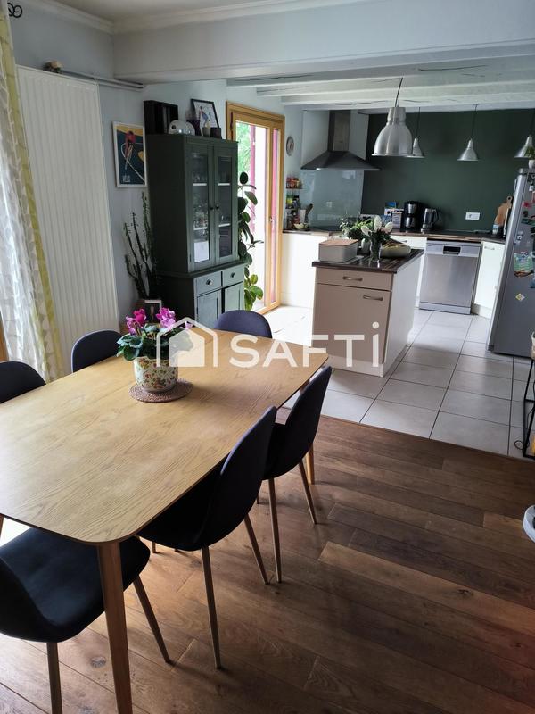 Maison - 105 m² - 5 pièces