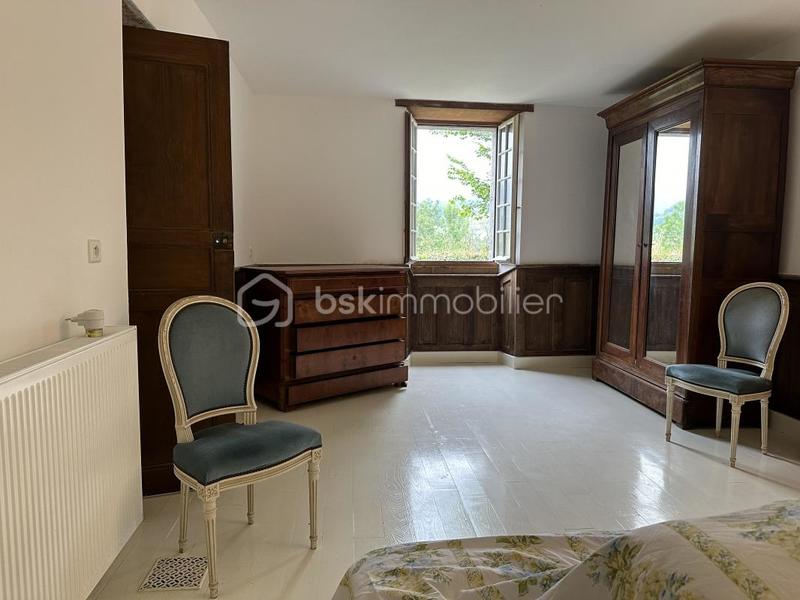 Maison de maîtres - 230 m² - 8 pièces