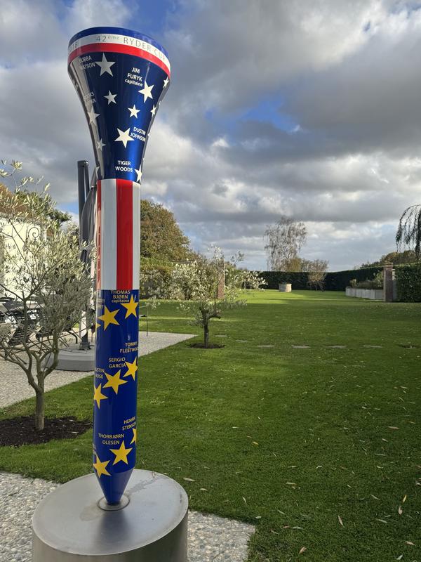 Maison - 480 m² - 10 pièces