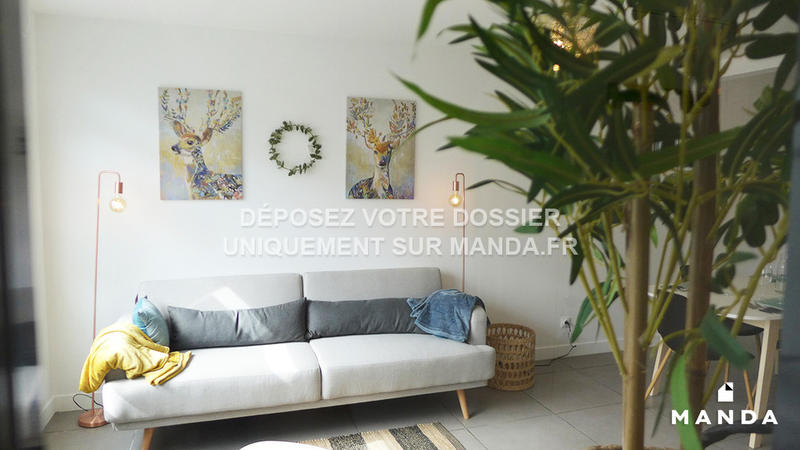 Chambre - 10 m² - 6 pièces