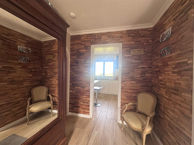 Maison - 150 m² - 9 pièces