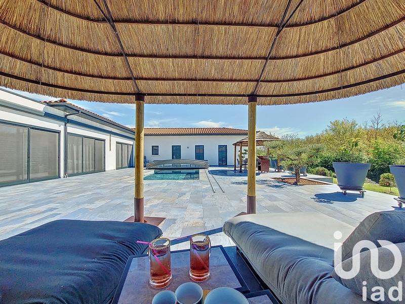 Maison - 206 m² - 7 pièces