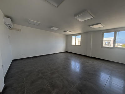 Local commercial - 96 m²