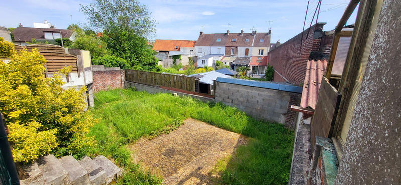 Maison - 93 m² - 5 pièces