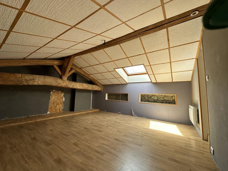 Villa - 257 m² - 10 pièces