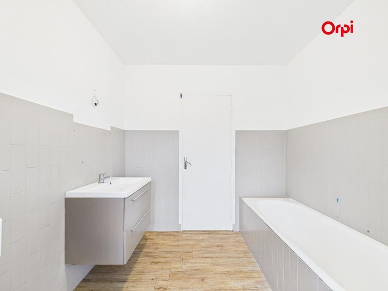 Maison - 167 m² - 5 pièces