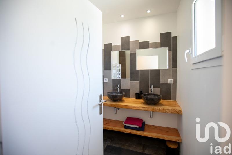 Maison - 143 m² - 6 pièces