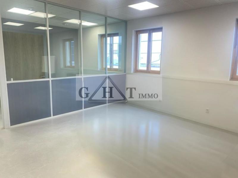 Bureau - 142 m²
