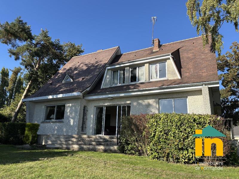 Maison de ville - 144 m² - 5 pièces