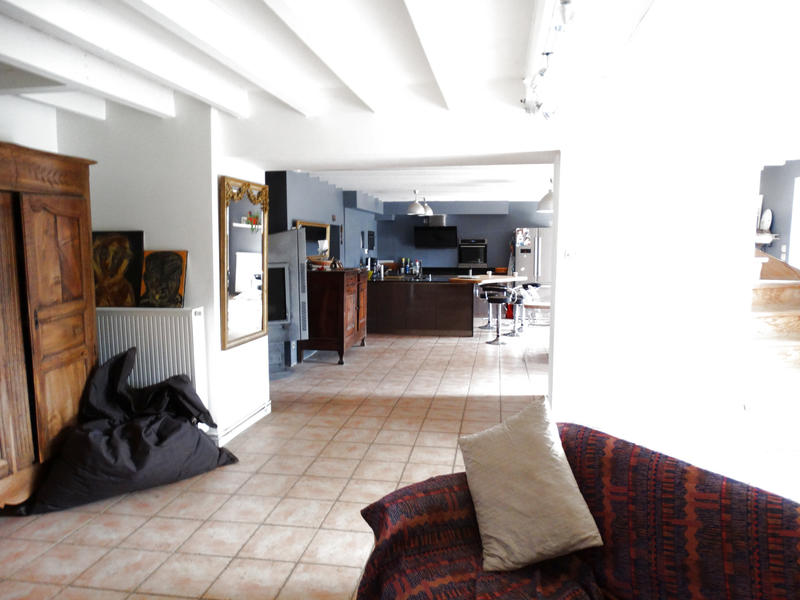 Propriété - 380 m² - 10 pièces