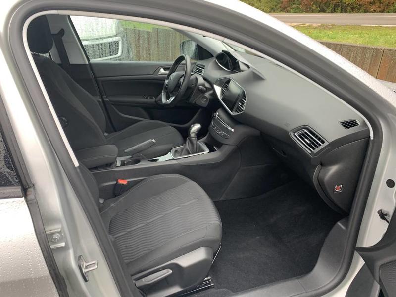 Peugeot 308 Affaire II 1.6 Bluehdi 100 s&amp;amp;S Premium Pack