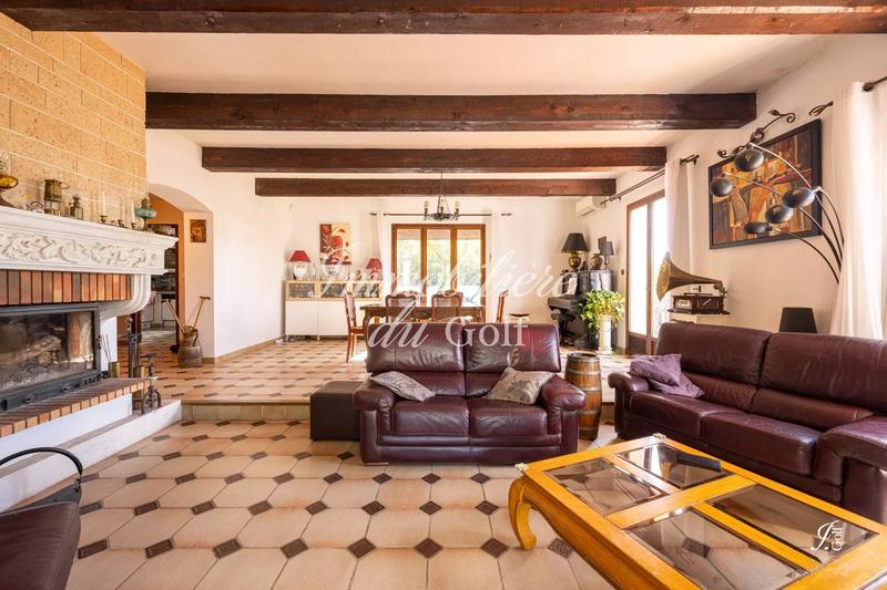 Maison - 144 m² - 5 pièces