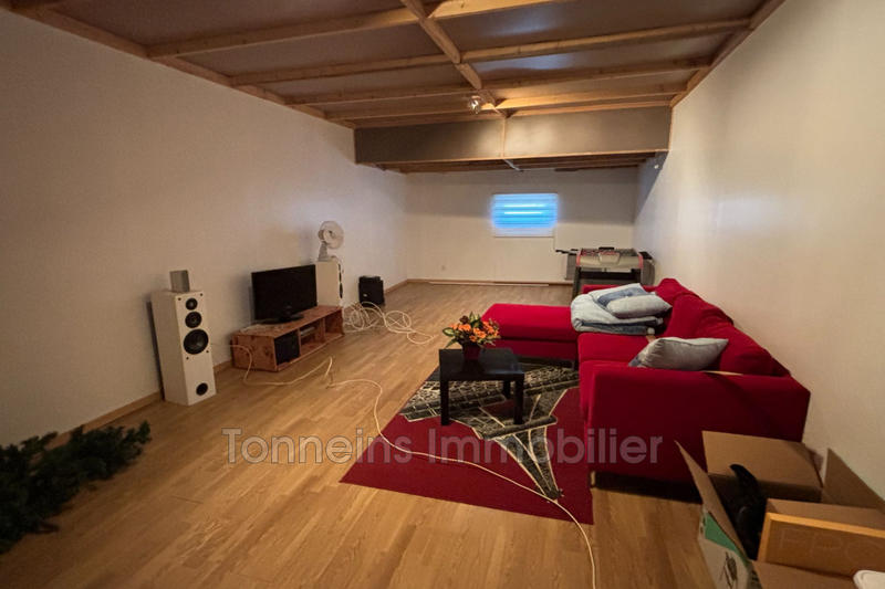 Maison - 210 m² - 7 pièces