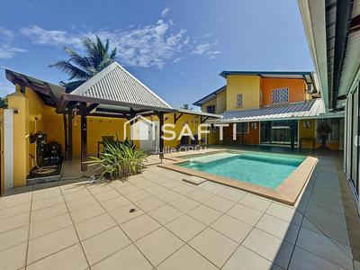 Maison - 160 m² - 7 pièces