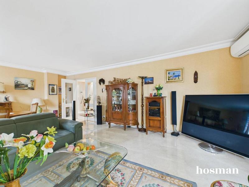 Appartement - 95 m² - 4 pièces