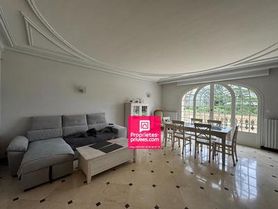 Appartement - 144 m² - 5 pièces