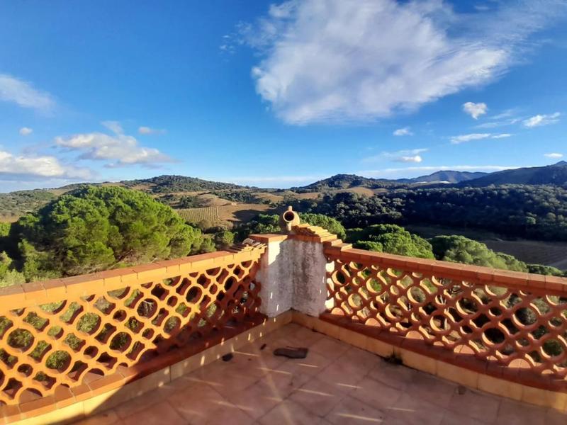 Maison - 264 m² - 8 pièces