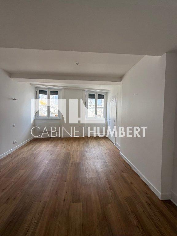 Appartement - 98 m² - 3 pièces