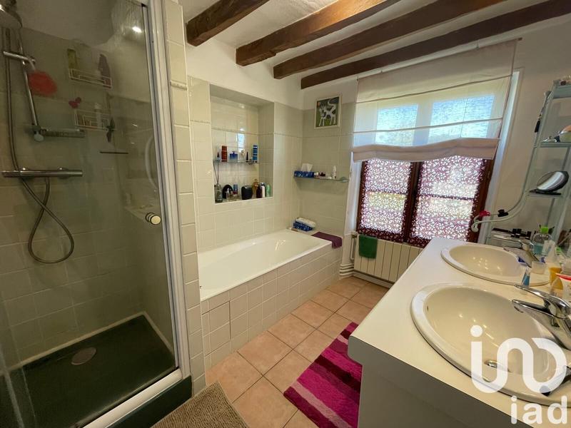 Maison - 188 m² - 8 pièces