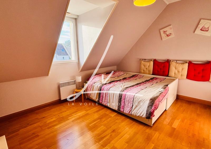 Maison - 130 m² - 7 pièces