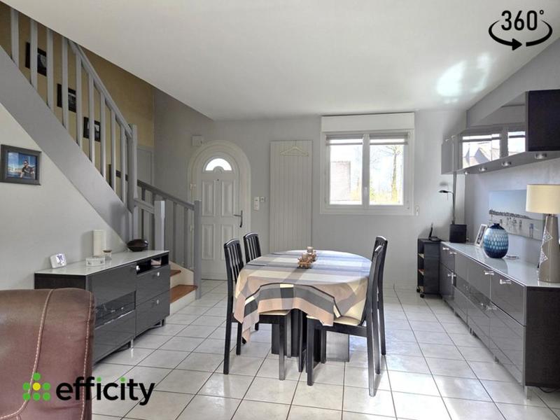 Maison - 104 m² - 6 pièces