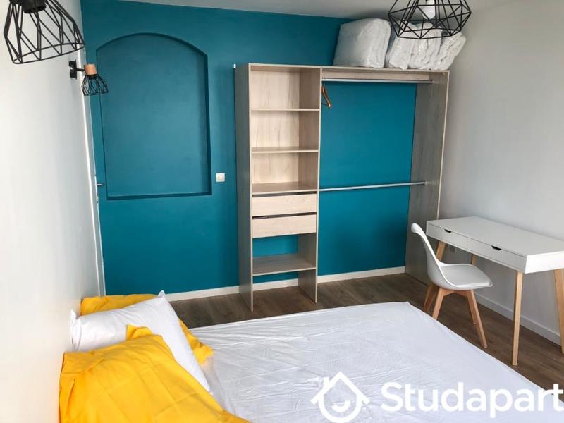 Chambre - 10 m² - 1 pièce