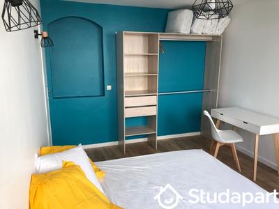 Chambre - 10 m² - 1 pièce